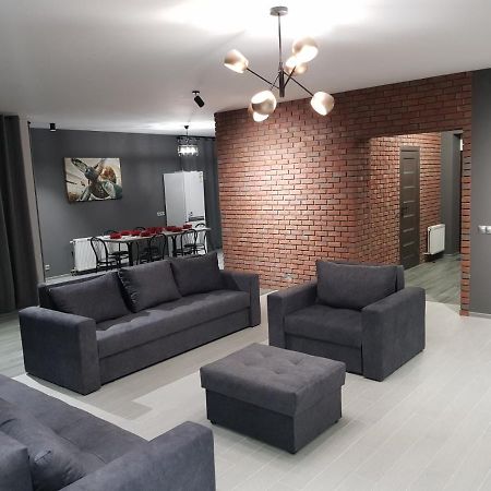 Uzhorod 3 Room Lovely House Экстерьер фото
