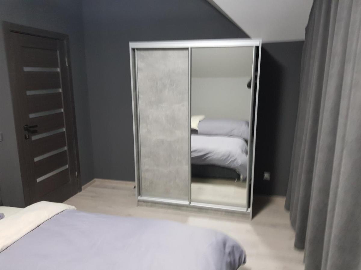 Uzhorod 3 Room Lovely House Экстерьер фото