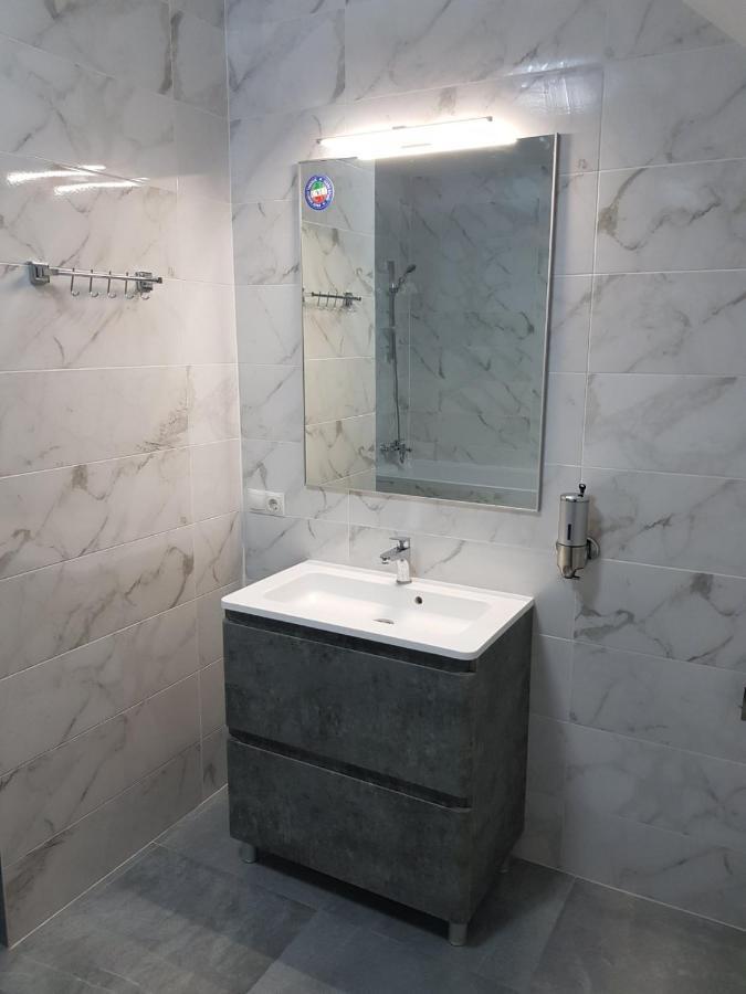 Uzhorod 3 Room Lovely House Экстерьер фото
